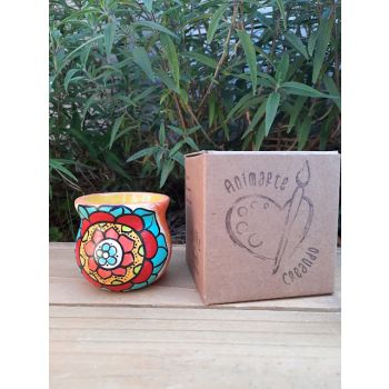 mate artesanal de ceramica pintado a mano  Delia